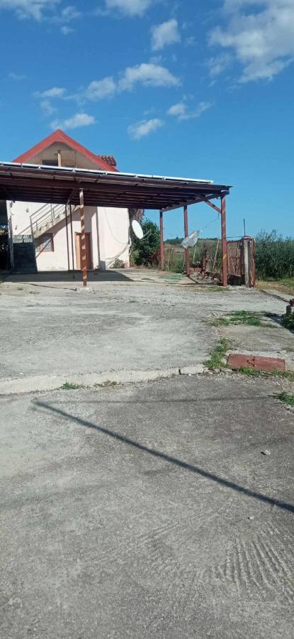Μονοκατοικια 3 Δωματιων Villa Kateríni Exterior foto