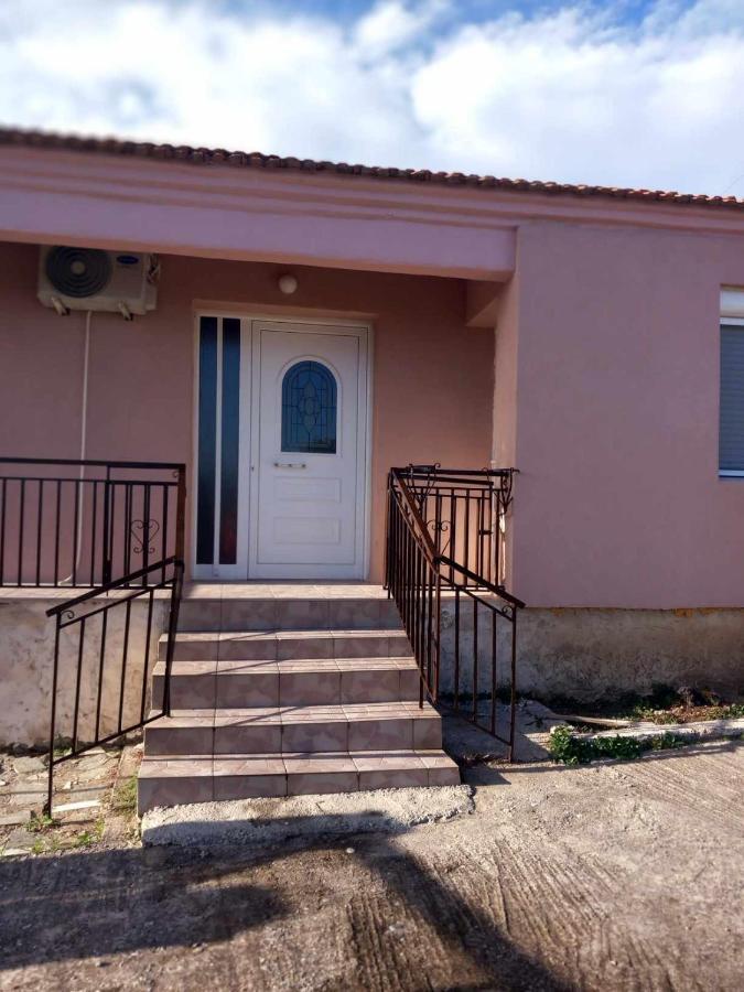 Μονοκατοικια 3 Δωματιων Villa Kateríni Exterior foto